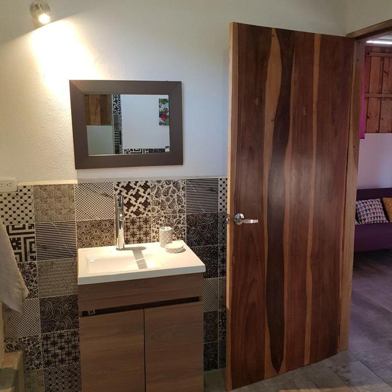 Calalas Lodge Nindirí Kültér fotó
